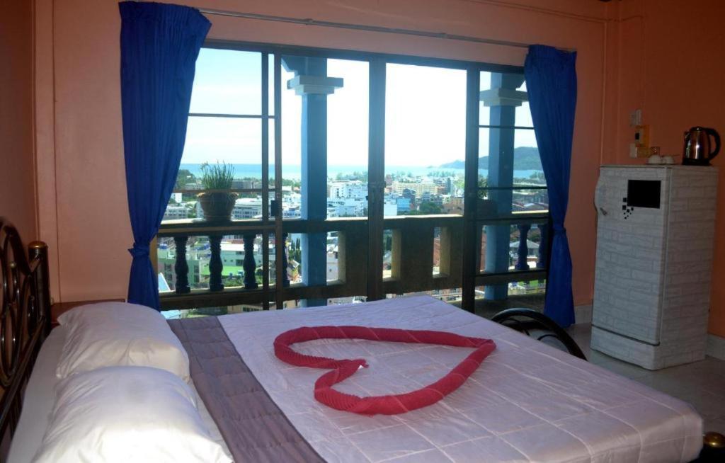 Oyo 851 On Hill Residence Patong Ngoại thất bức ảnh