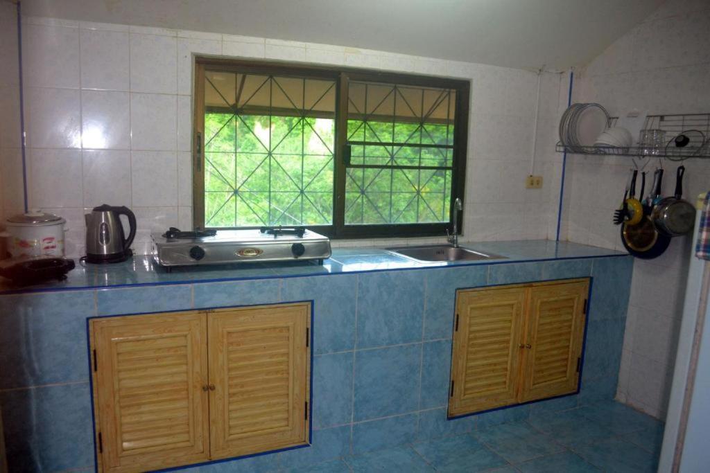 Oyo 851 On Hill Residence Patong Ngoại thất bức ảnh