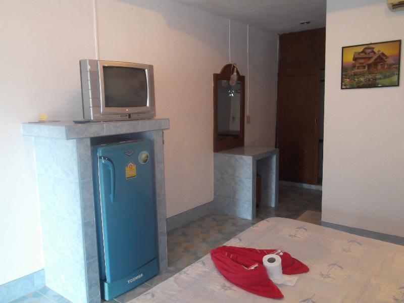 Oyo 851 On Hill Residence Patong Ngoại thất bức ảnh