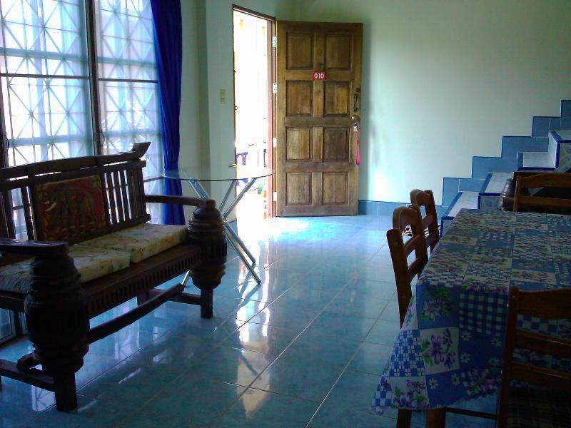 Oyo 851 On Hill Residence Patong Ngoại thất bức ảnh
