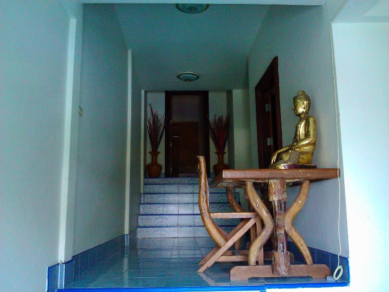 Oyo 851 On Hill Residence Patong Ngoại thất bức ảnh