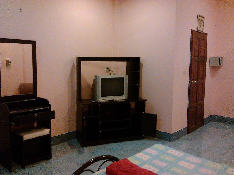 Oyo 851 On Hill Residence Patong Ngoại thất bức ảnh